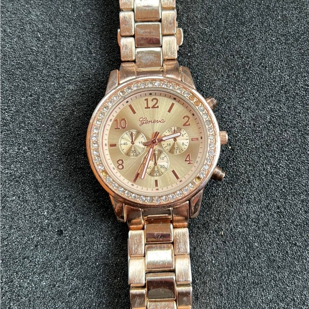 Sports Watches. Two ladies sports watches SUPER FAST SHIPPING - Picture 5 of 16